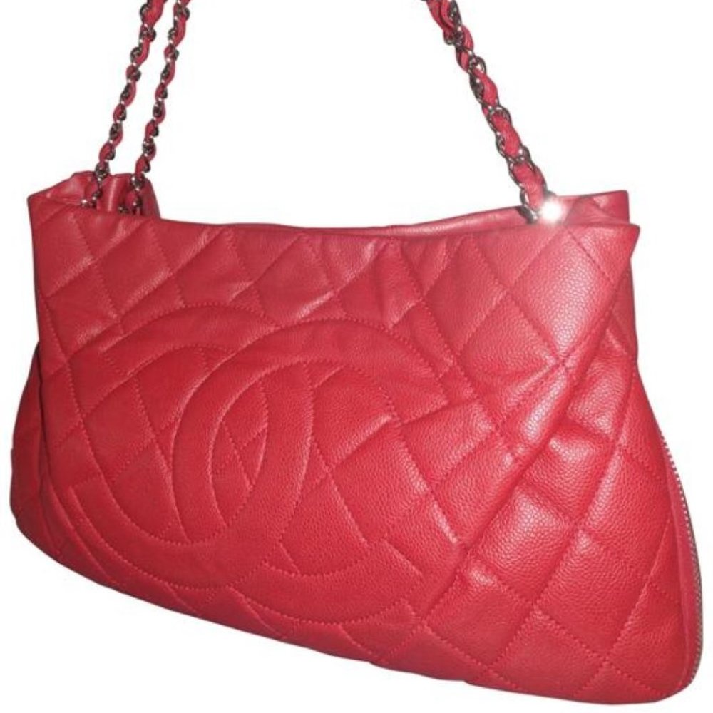 Chanel Shopping Expandable Zip Around Cc Caviar Leather Shoulder Bag